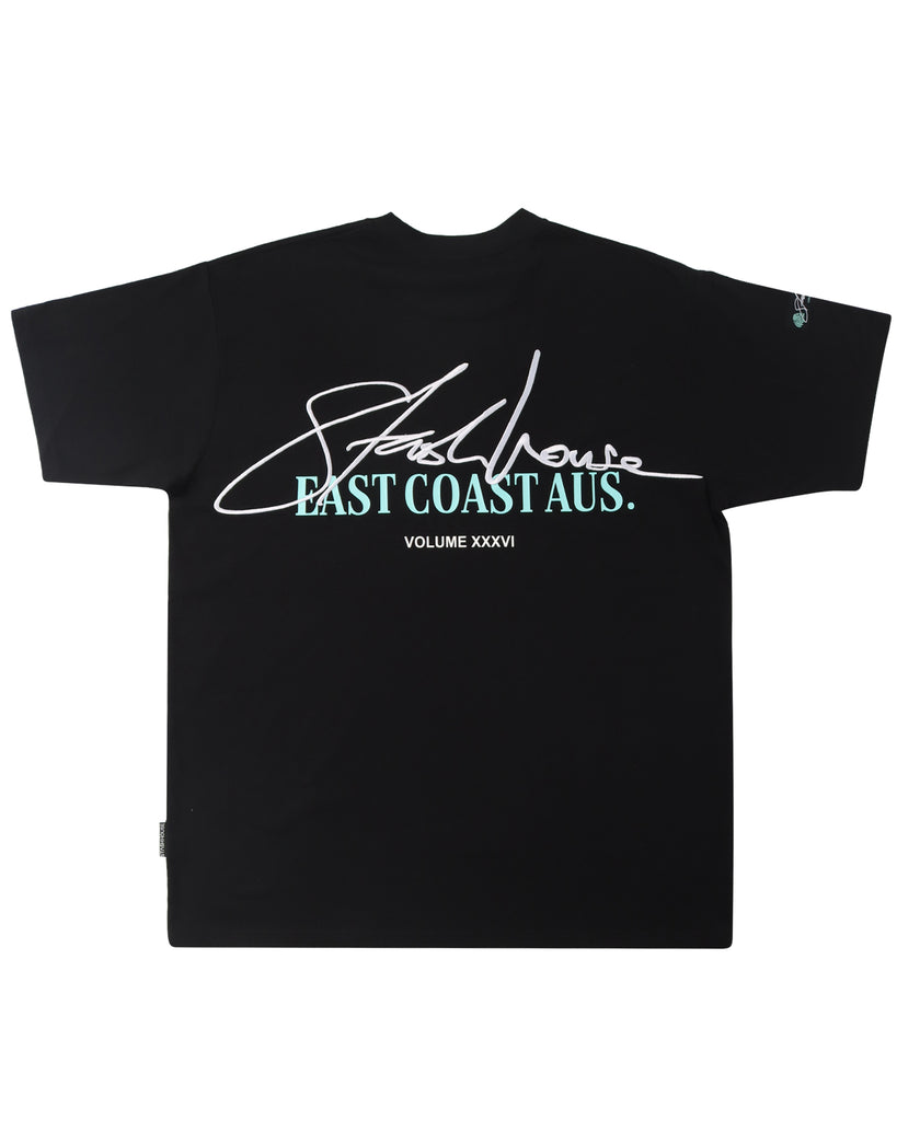 "SIGNATURE" BLACK CLASSIC FIT TEE