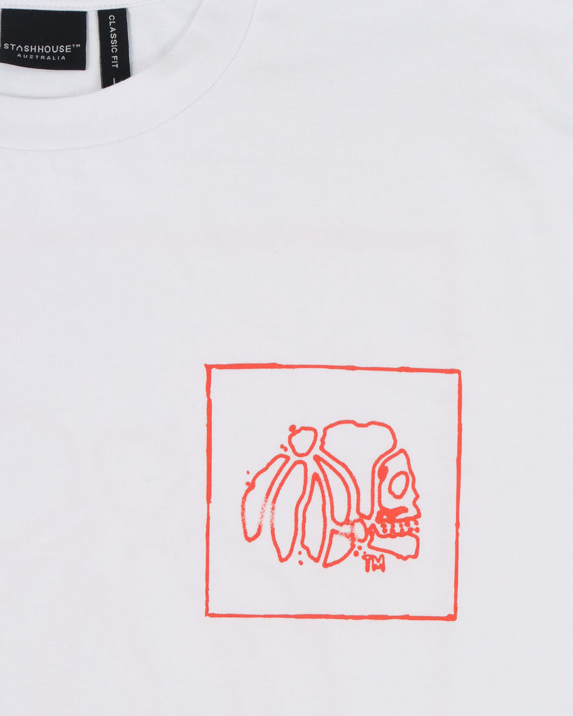 "SKETCH" WHITE CLASSIC FIT TEE
