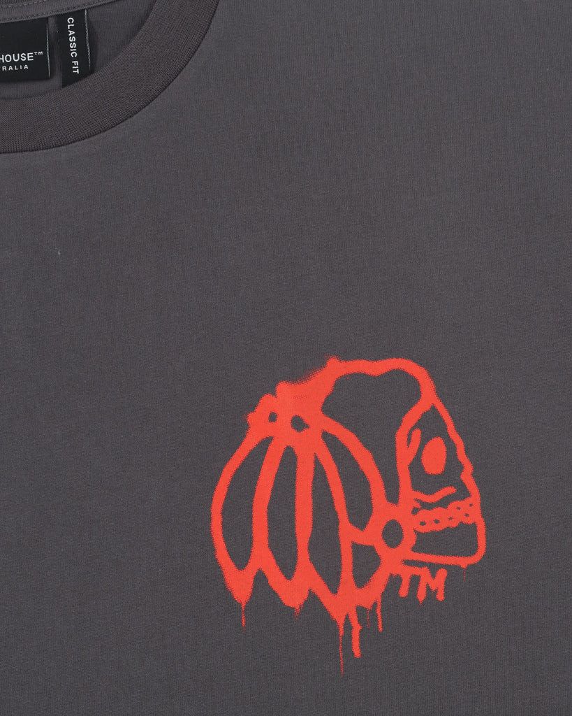 "VANDAL" CHARCOAL CLASSIC FIT TEE