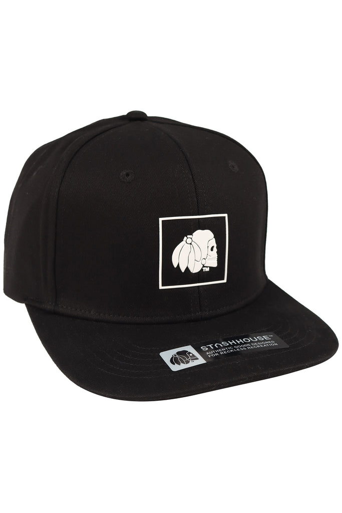 "BOXED" BLACK/WHITE FLAT HAT